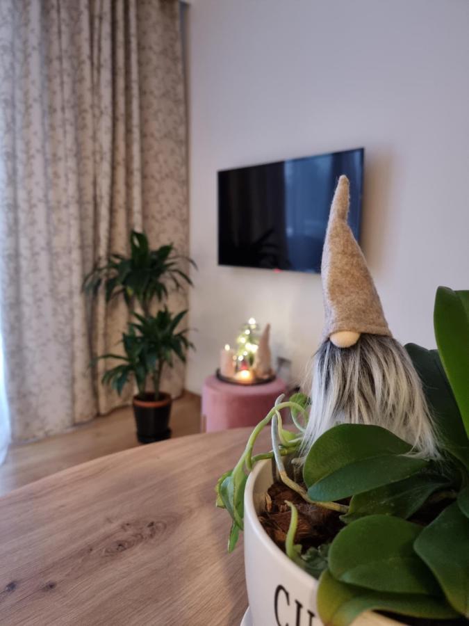 Apartament Chopina Łomianki Exteriér fotografie
